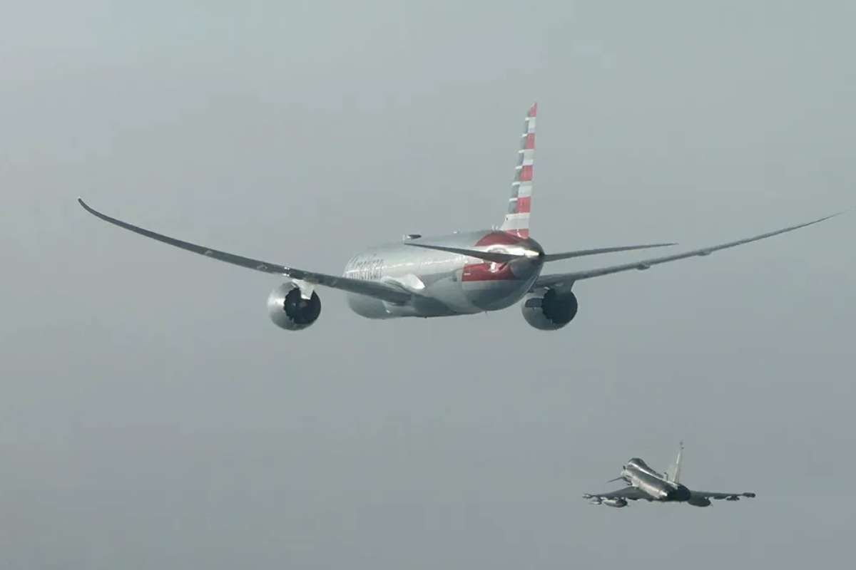 Italian Fighter Jets Escort American Airlines Flight to Rome Amid Security Concern