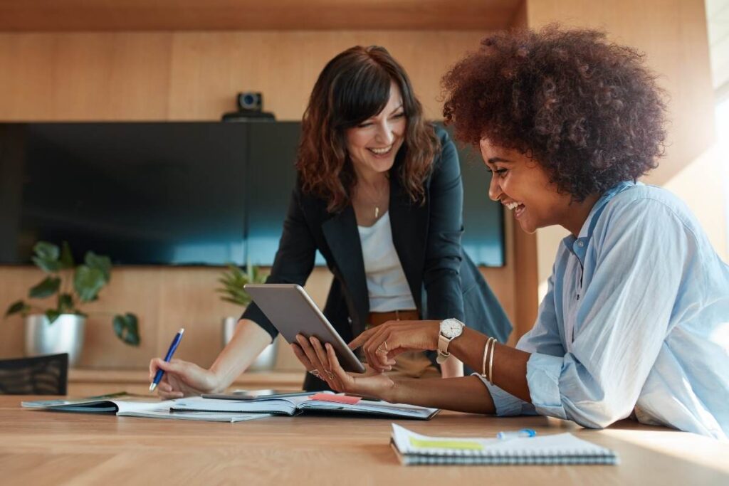 Top 10 steps that How to Improve Your Credit Score? | Visionary CIOs