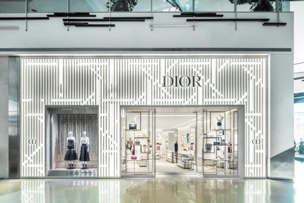 Top 15 Iconic Luxury Clothing Brands | Visionary CIOs