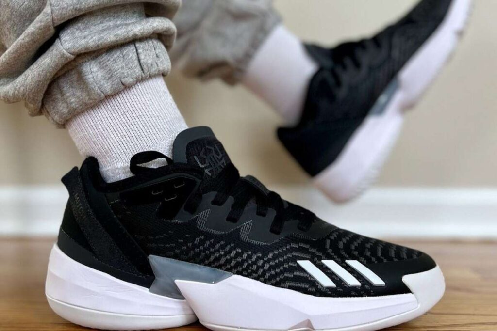 Adidas vs Nike: The Ultimate Showdown in Sportswear | Visionary CIOs
