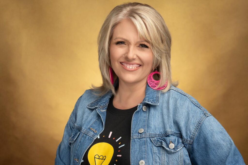 Katie Trowbridge-Fostering Curiosity in Schools & Workplaces | Curiosity 2 Create | Visionary CIOs