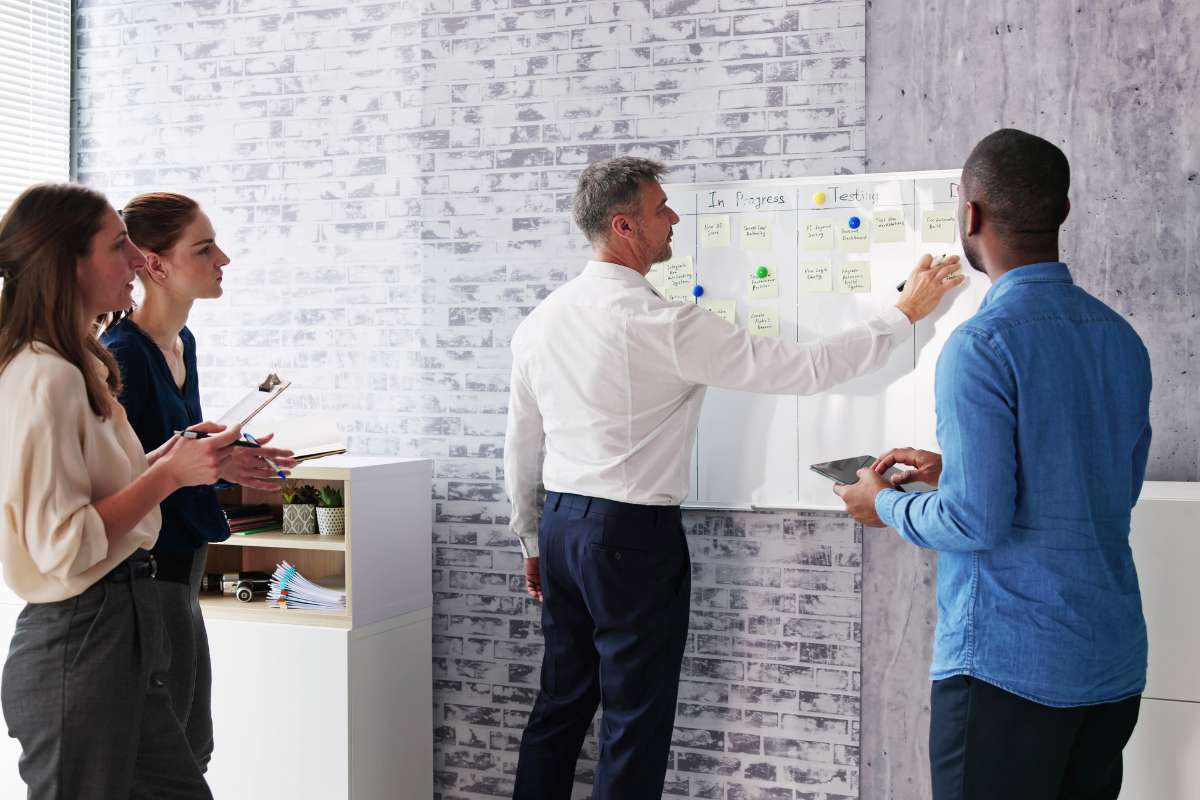 Why Agile Leadership Outperforms Traditional Management Every Time