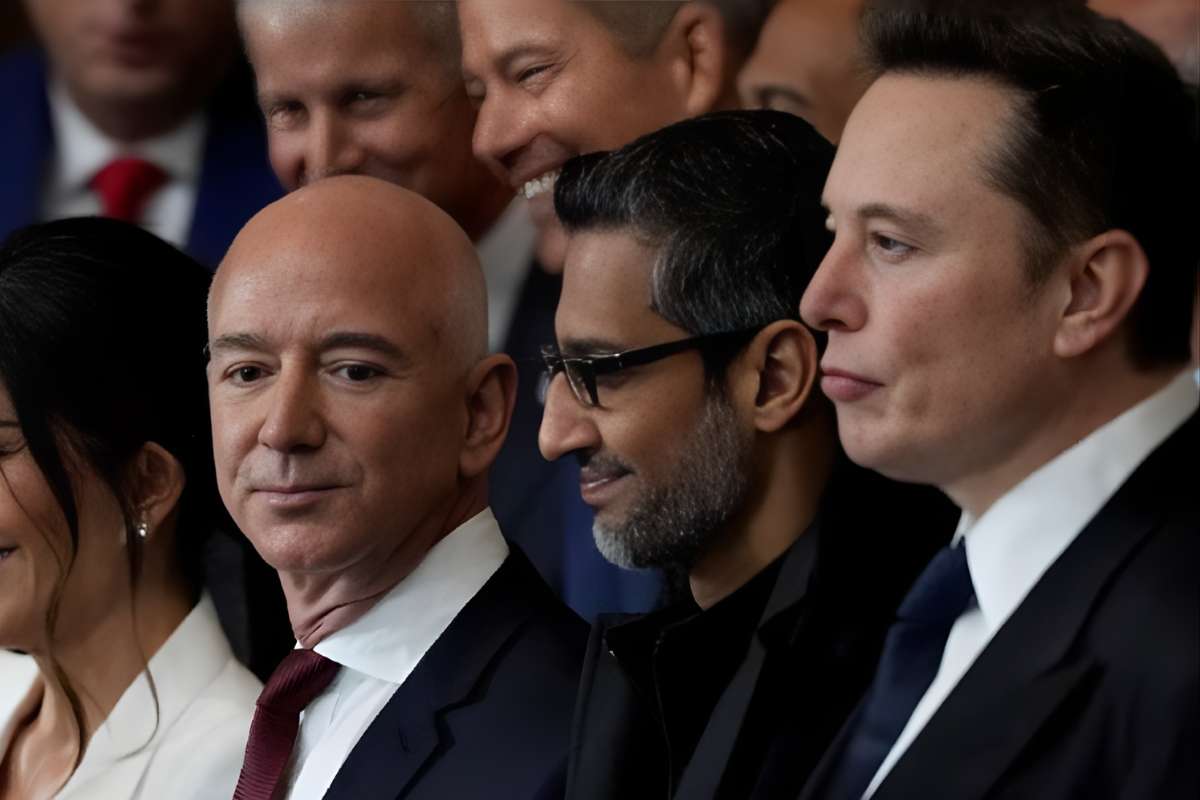 Elon Musk Calls Jeff Bezos a “Copycat” as Bezos Re-Enters AI With $6.2 Billion Project Prometheus
