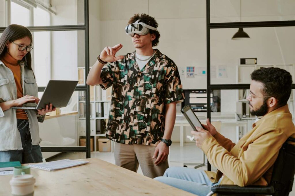 25 Top-paying Creative Careers That Pay Well in 2026 | Visionary CIOs