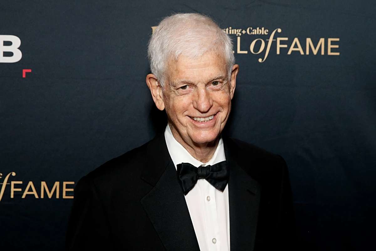 Mario Gabelli Weighs In as Wall Street Jitters Grow Amid Netflix–Paramount Battle for Warner Bros. Discovery