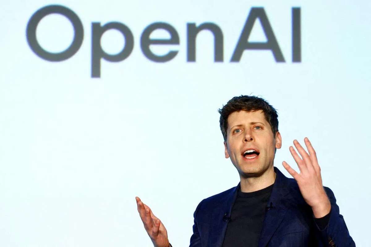 Sam Altman Declares “Code Red” as OpenAI Races to Strengthen ChatGPT
