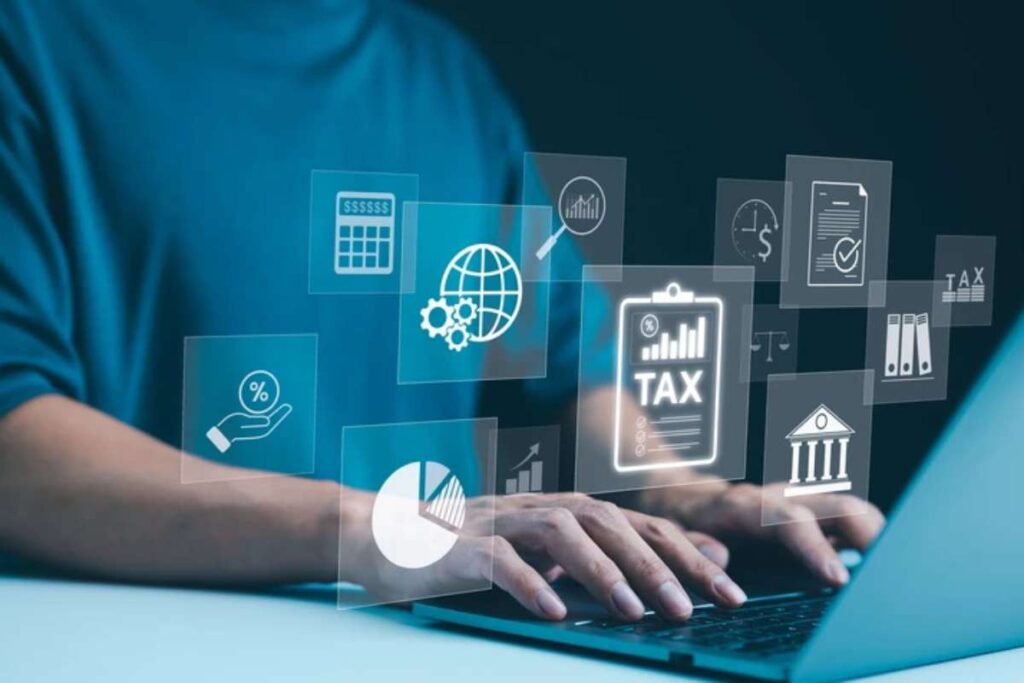 Top 10 Best Payroll Software That Will Make Running Payroll Stress | Visionary CIOs Magazine