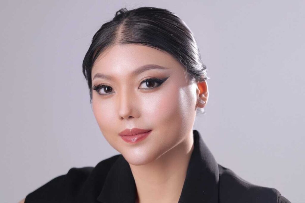 Yuzana Bo Saing- Doctorate in Business Administration | Glowing Success Dragon Co. Ltd. | Visionary CIOs