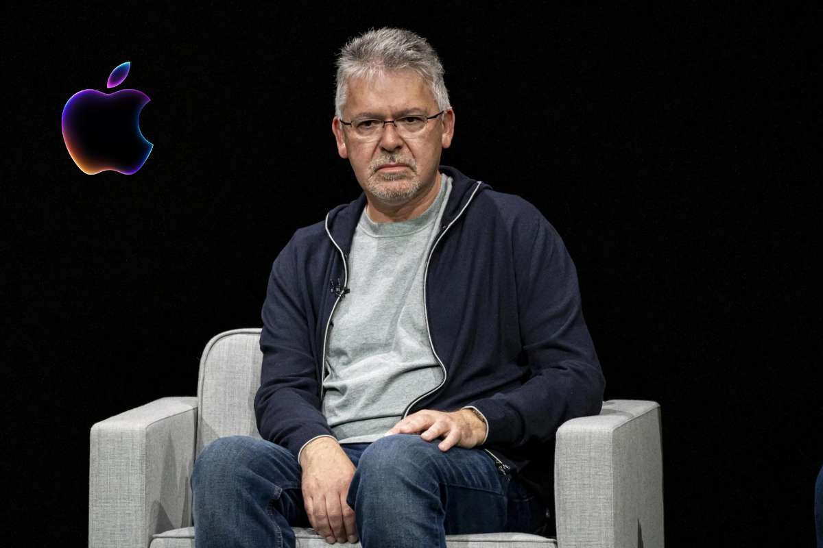 Apple AI Chief John Giannandrea Set to Exit After Stock Vesting Milestone