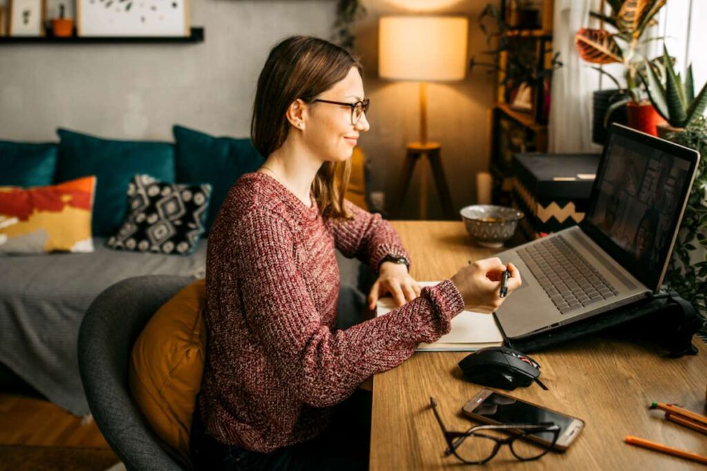 How to Make an Income From Home with 10 Proven Methods for Beginners?