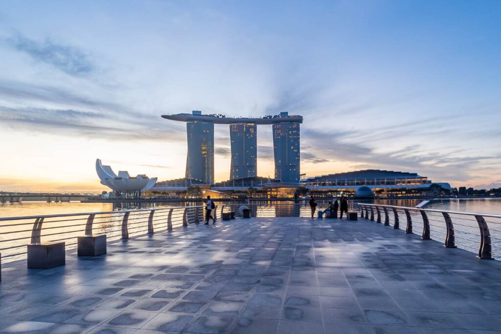 9 Reasons to Host a Business Summit in Singapore | Visionary CIOs
