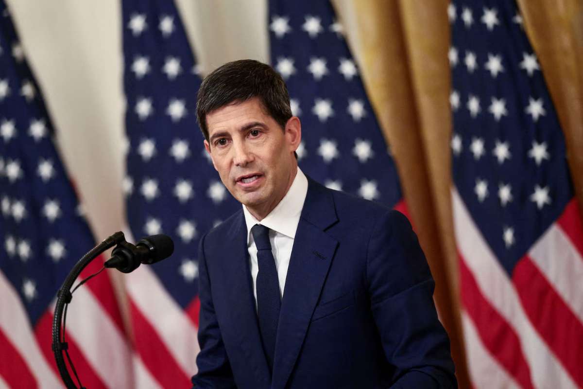 Federal Reserve Chair Warsh Shifts Stance on Artificial Intelligence Impact