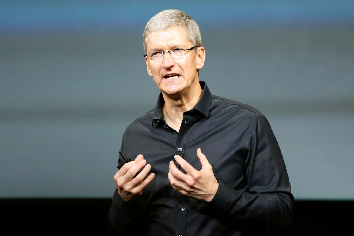 Tim Cook Hints at Paid Tiers for Heavy AI Siri Queries