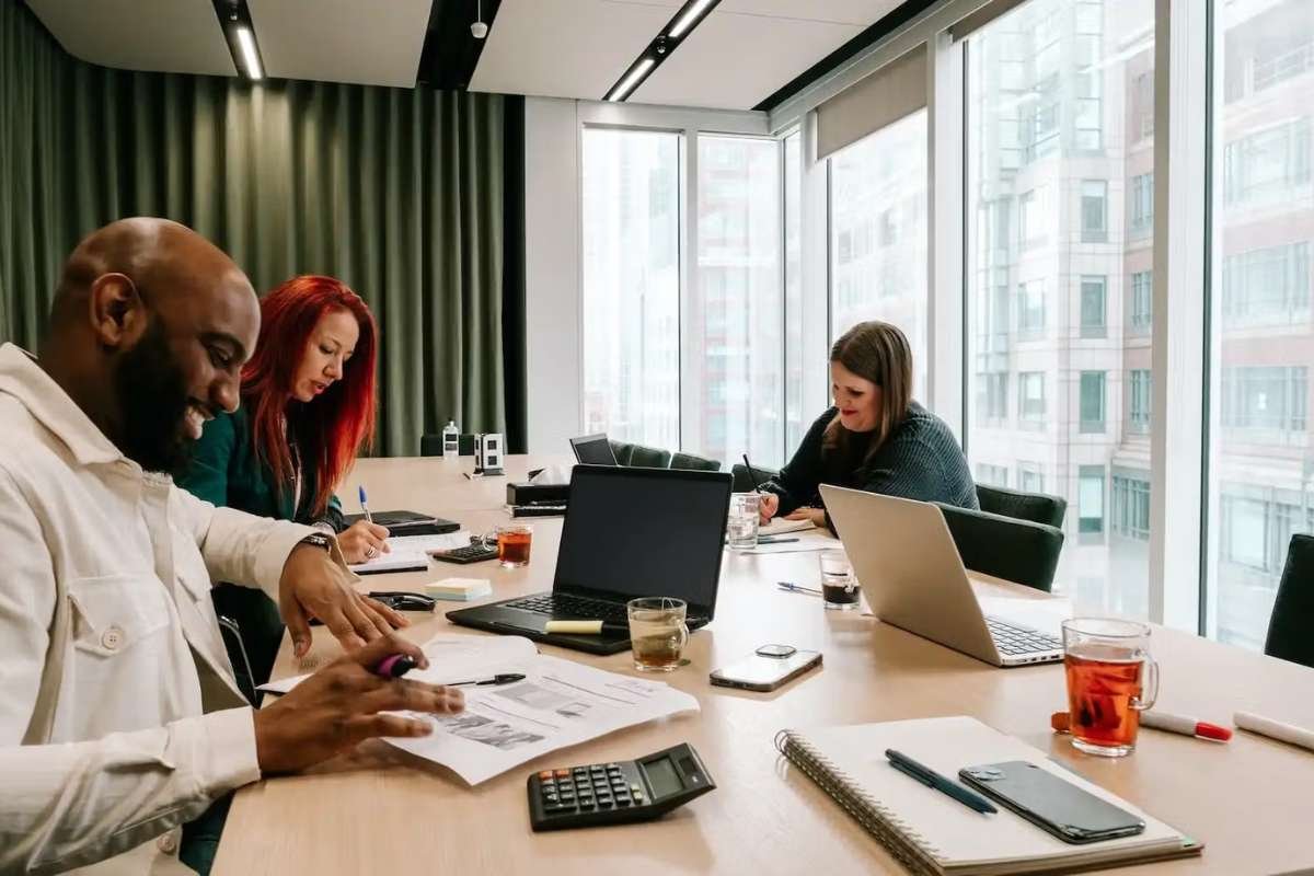 Workflow Optimization Techniques: How to Fix Bottlenecks and Measure ROI | Visionary CIOs