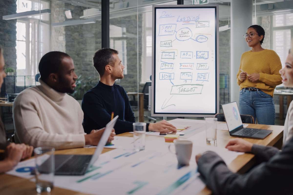 Workflow Optimization Techniques: How to Fix Bottlenecks and Measure ROI | Visionary CIOs