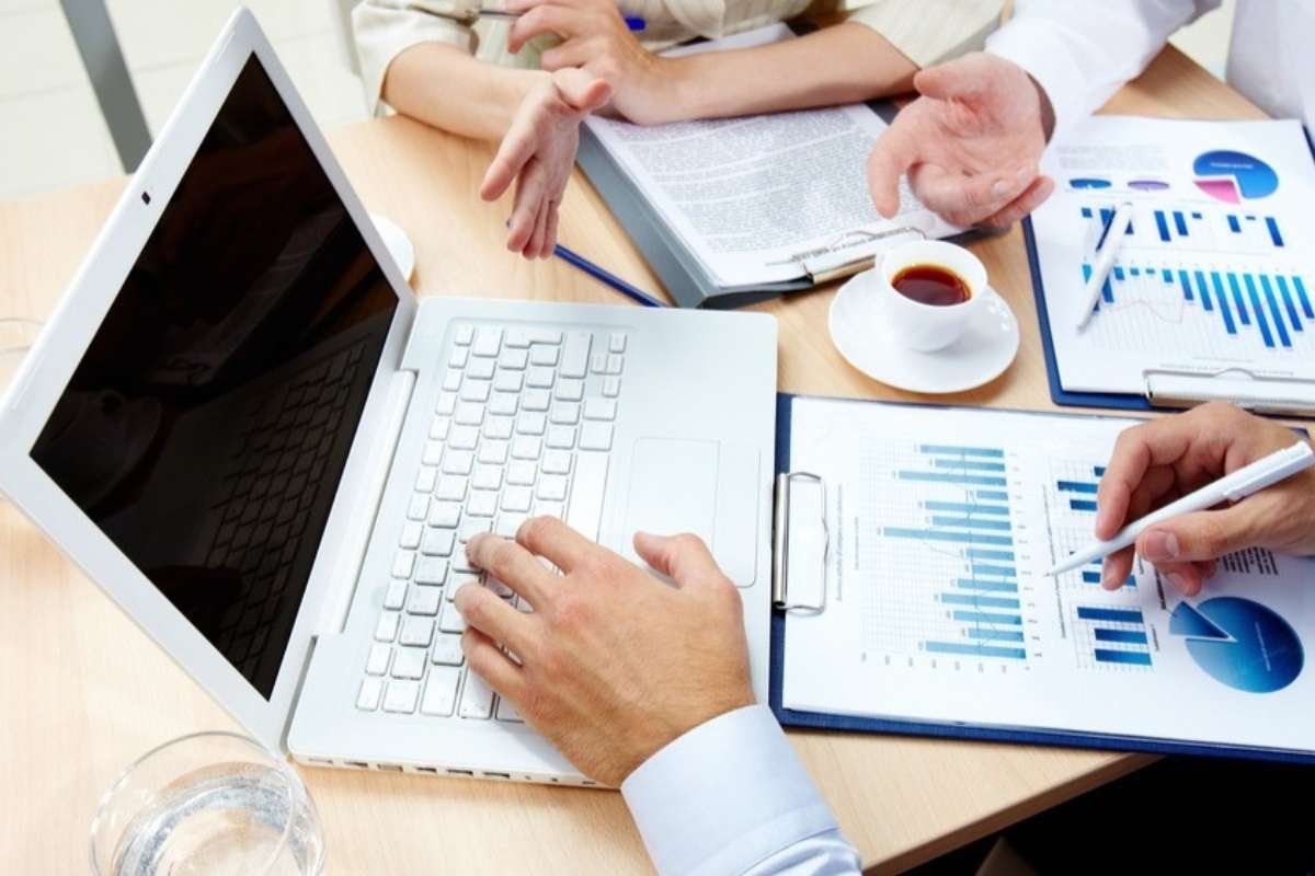 How CFO responsibilities Shape Company Value & Growth | Visionary CIOs