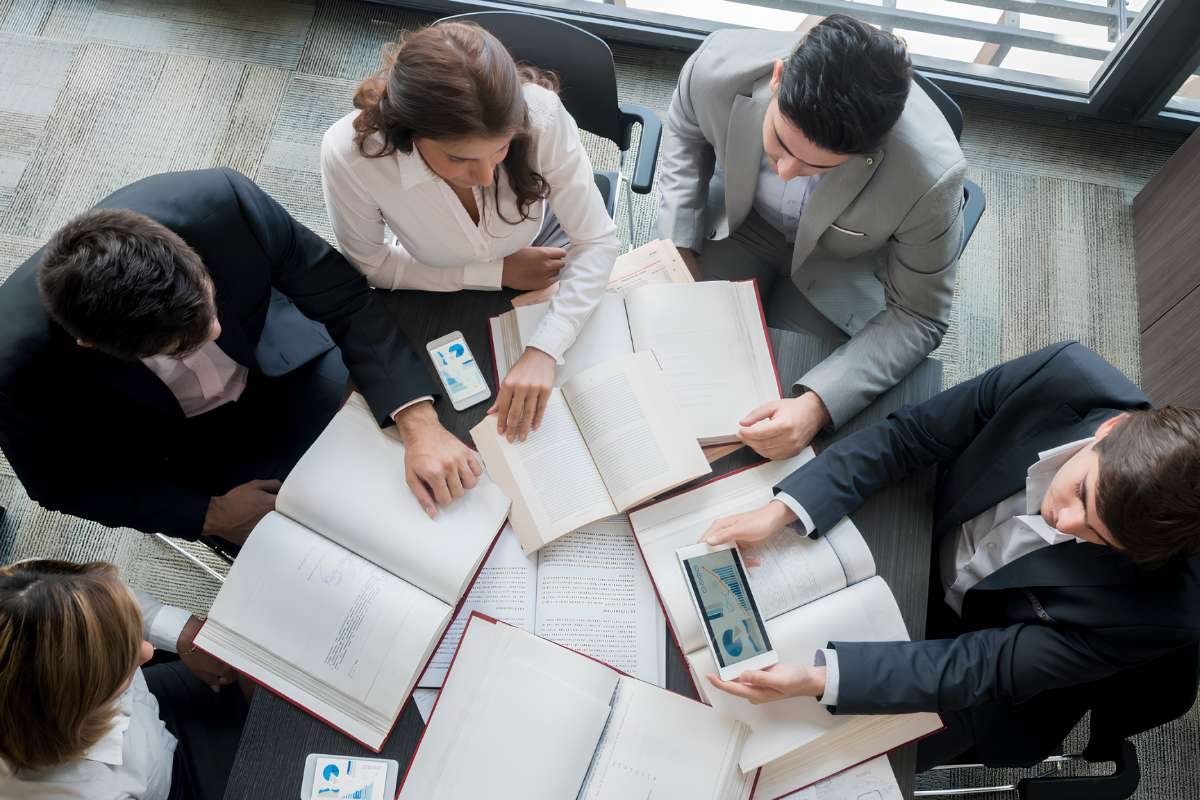 How CFO responsibilities Shape Company Value & Growth | Visionary CIOs