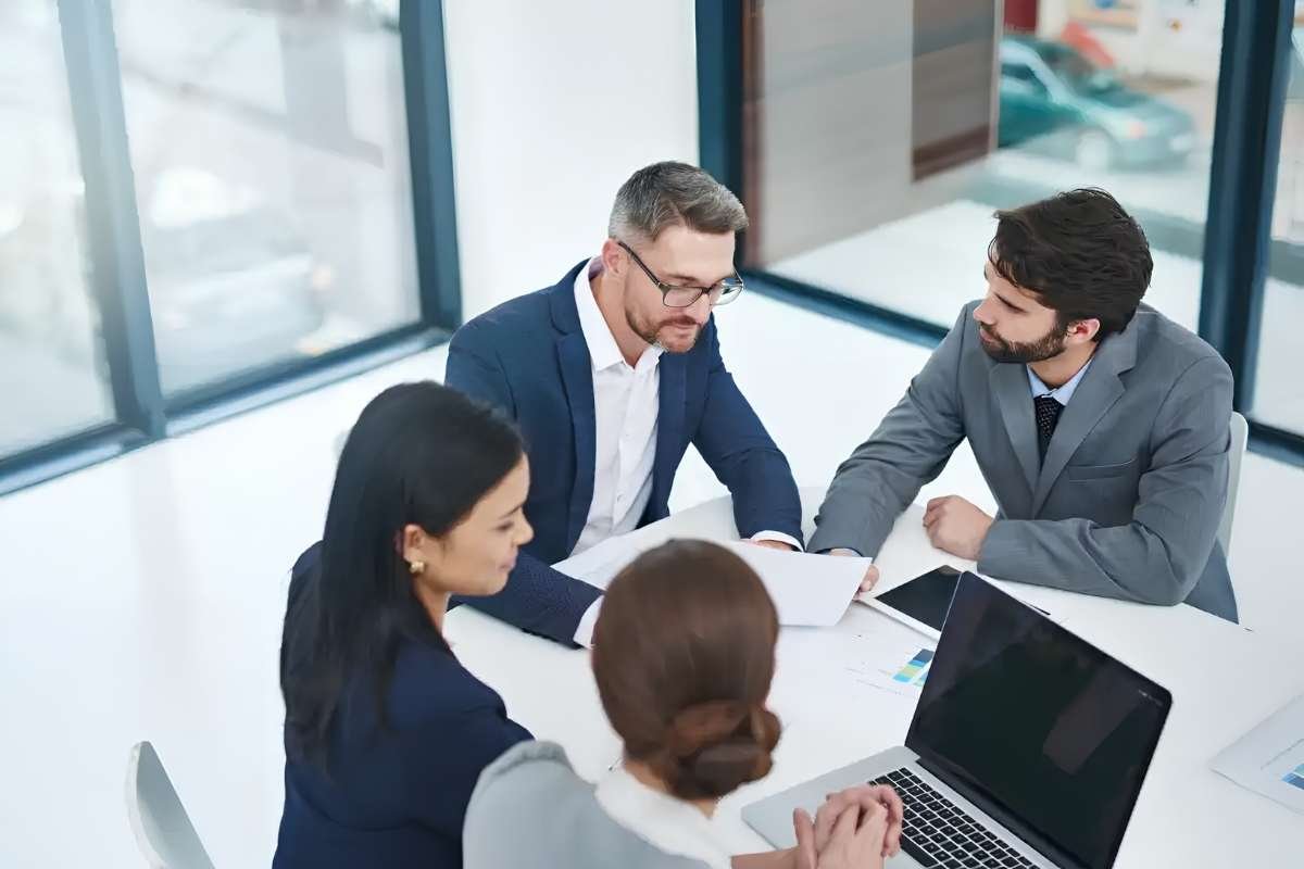A Day in the Life of a Modern CIO Beyond the IT Role | Visionary CIOs