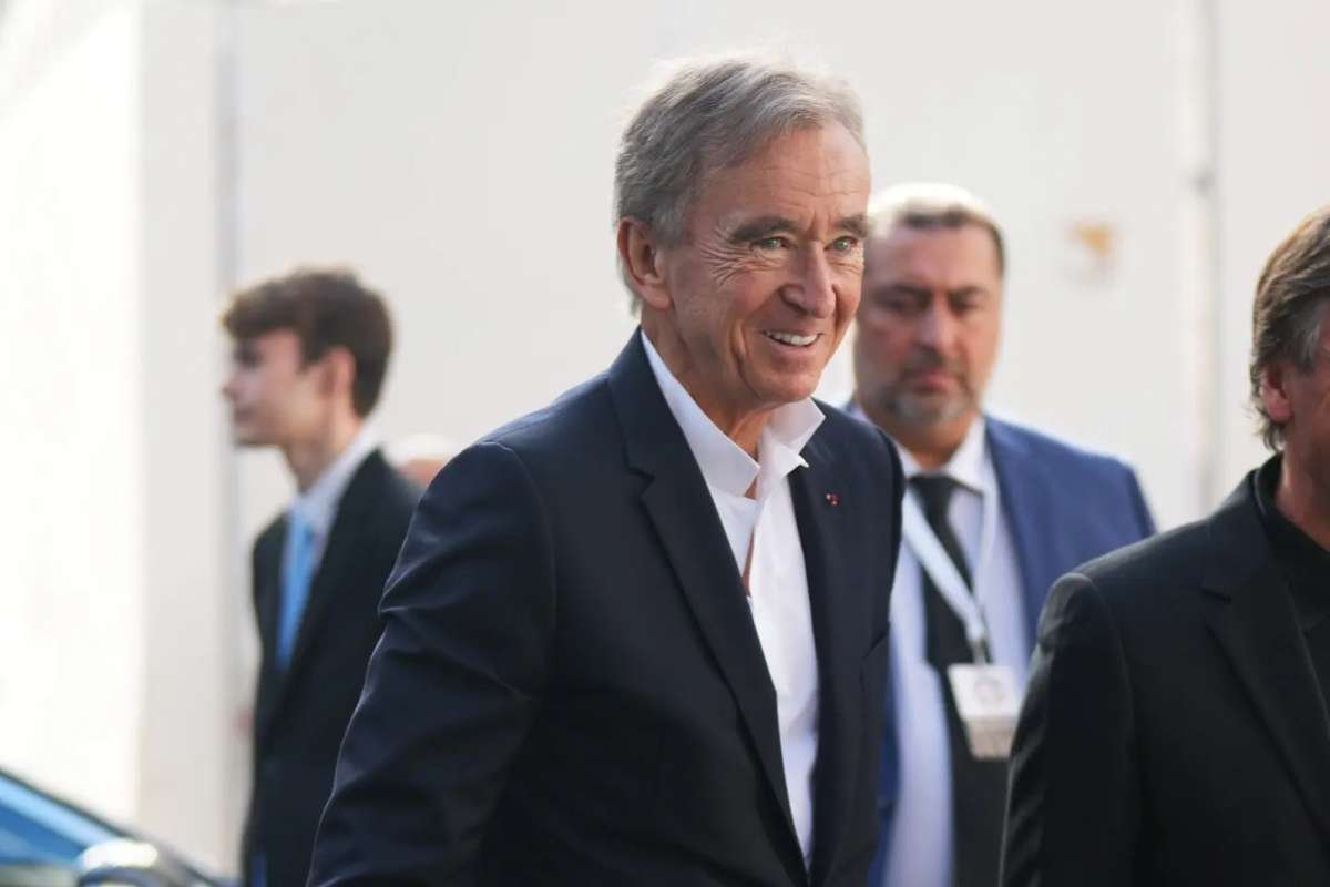 Bernard Arnault Net Worth Falls Out of World’s Top 10 | Visionary CIOs