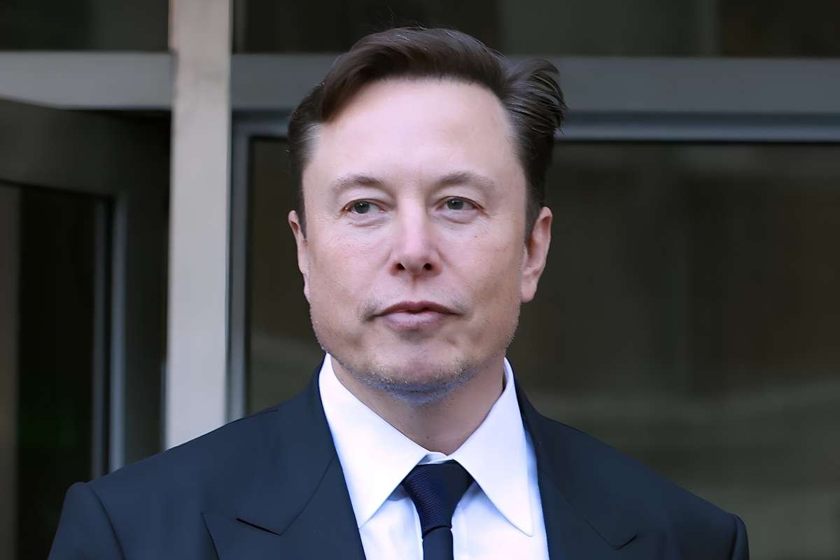 Elon Musk Paramount CBS CNN