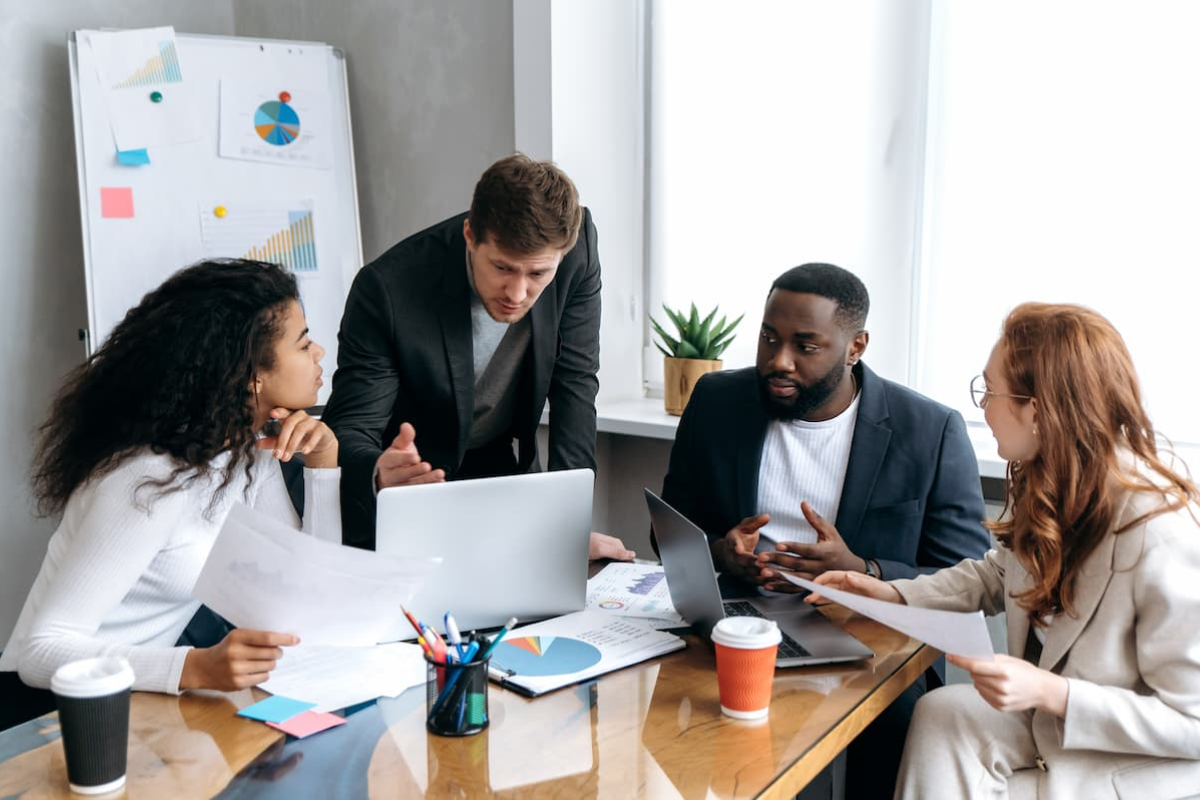 6 Business Growth Strategies to Boost Revenue and Scale Faster | Visionary CIOs
