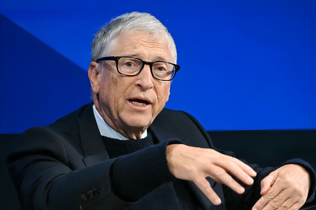 Bill Gates AI Job Warning: 20 Years of Job Disruption | Visionary CIOs
