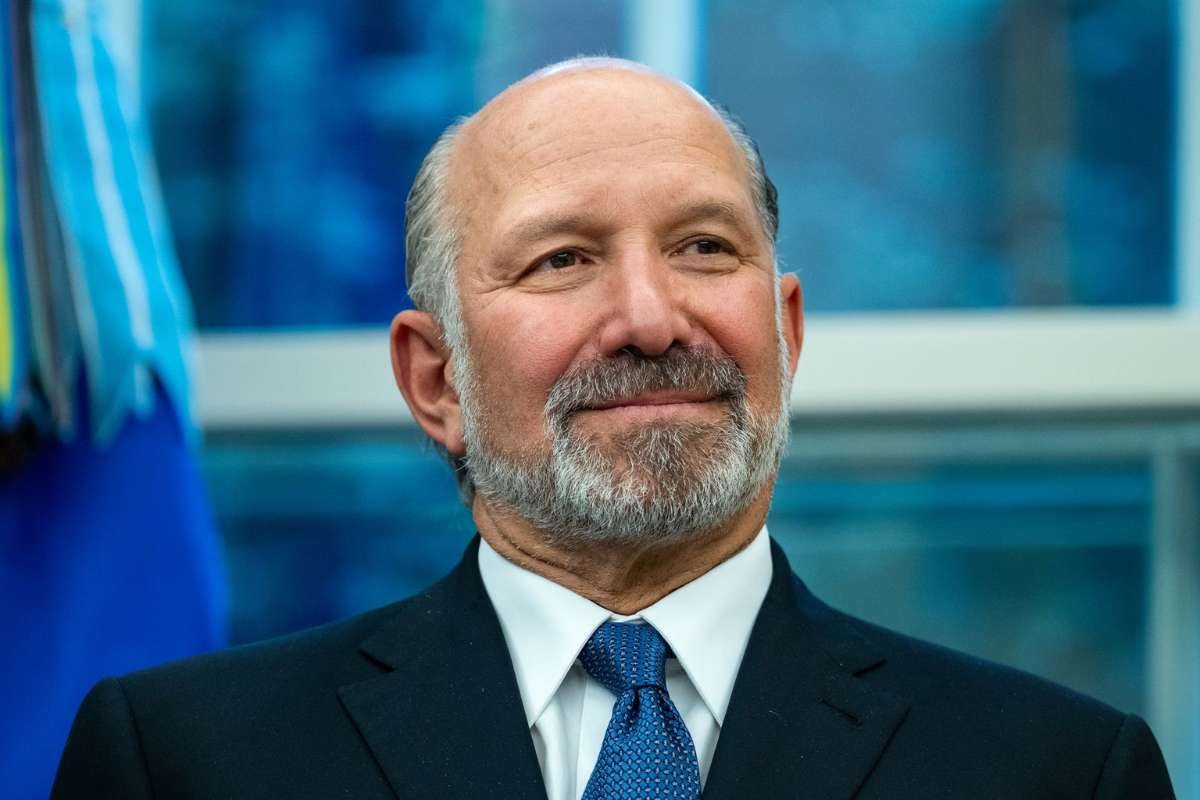 Howard Lutnick 2025 Financial Disclosure: $250M+ Reported | Visionary CIOs